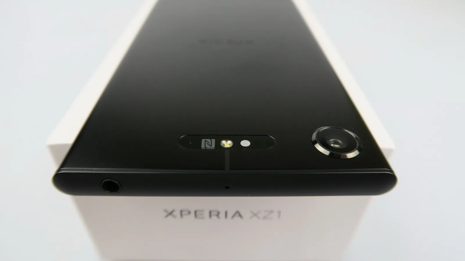 Sony Xperia XZ1 Unboxing: primul telefon cu Android 8.0 Oreo sosit la Mobilissimo.ro, ştie şi captura 3D (Video)