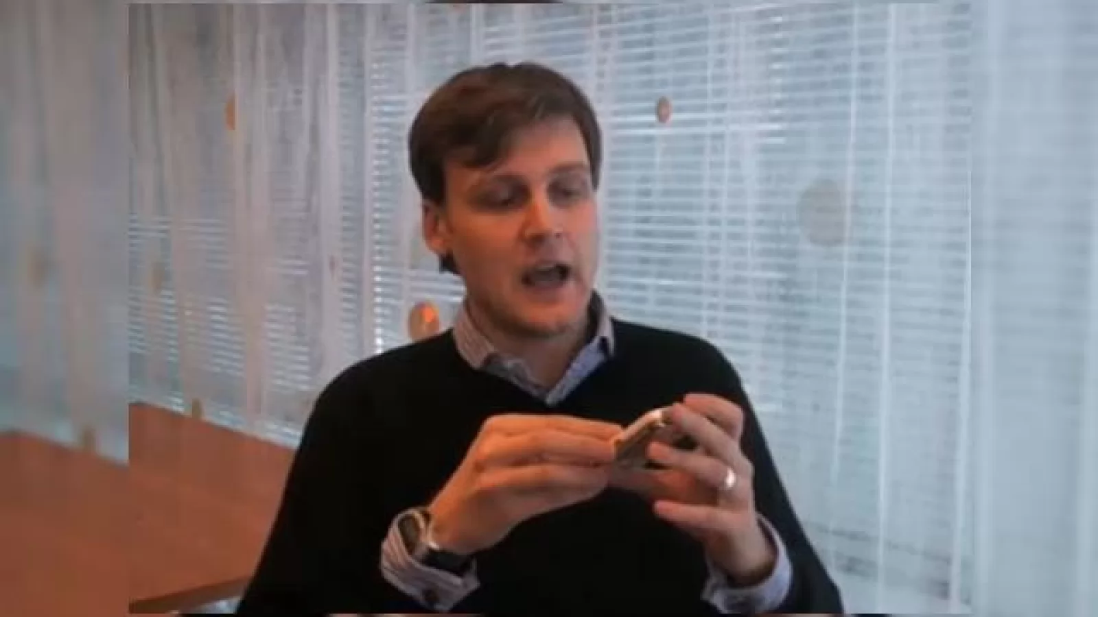 Nokia N86, telefonul cu camera de 8 megapixeli analizat (Video)