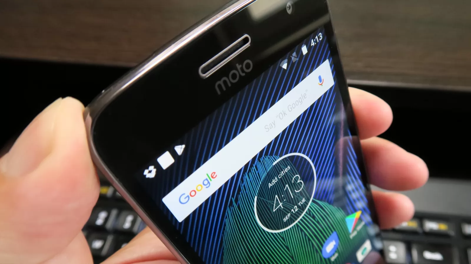 Motorola Moto G5 Plus: Sunetul vine prin earpiece, volum bunicel