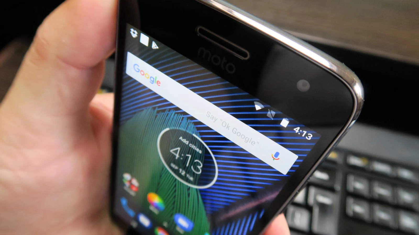 Motorola Moto G5 Plus: Conectivitate last gen la unele capitole, viteze OK