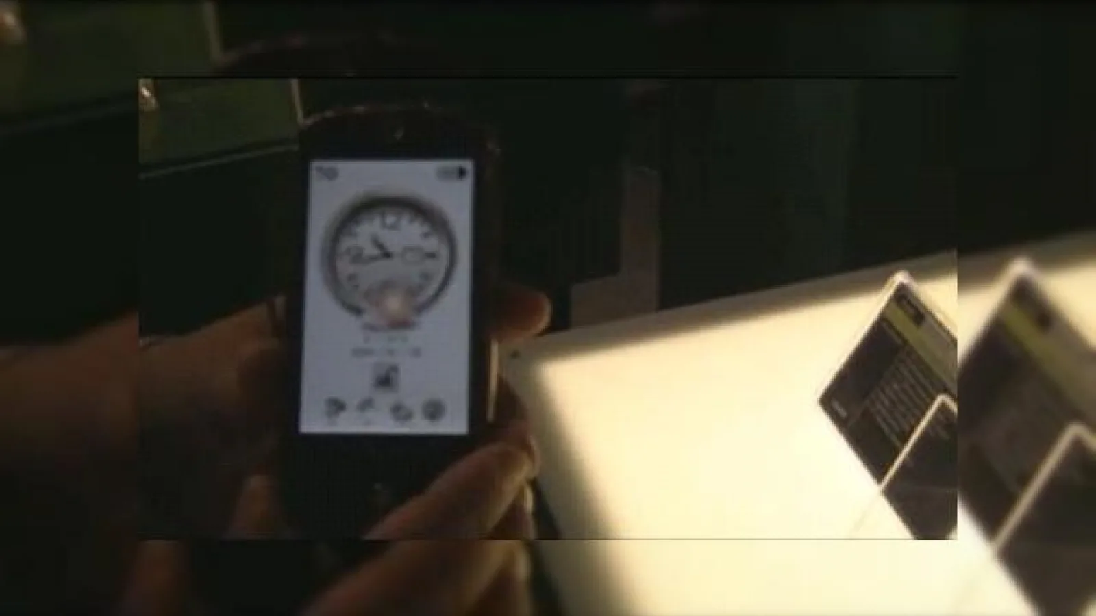 Smartphone-ul Gigabyte GSmart S1200, analizat intr-o recenzie video