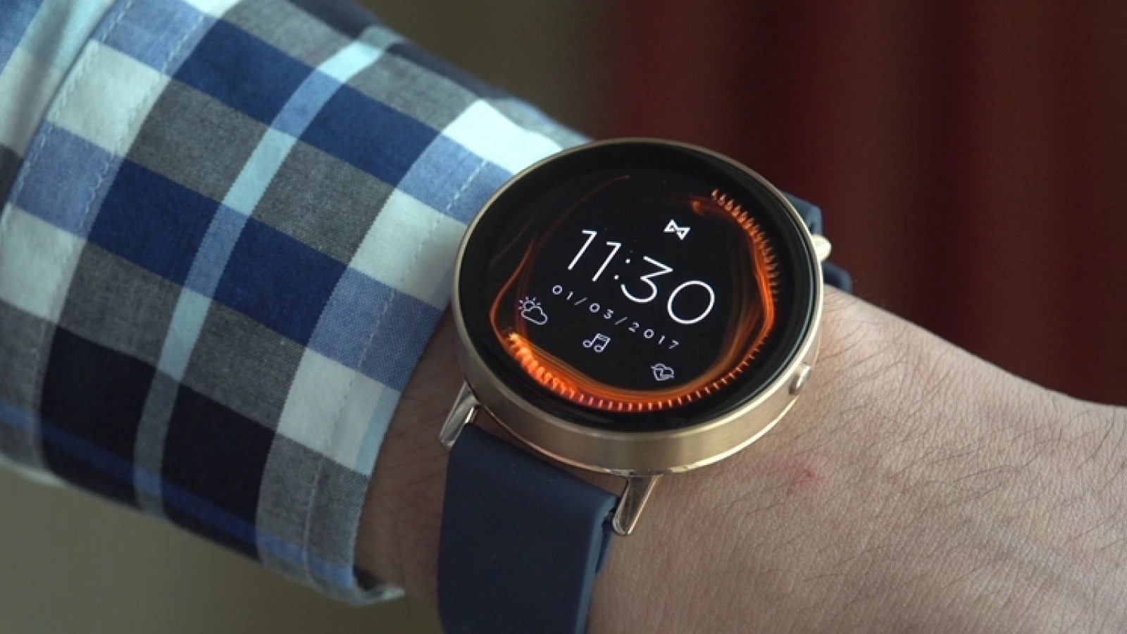 Misfit Vapor este un nou smartwatch cu design arătos şi subţire, la preţ de 200 dolari