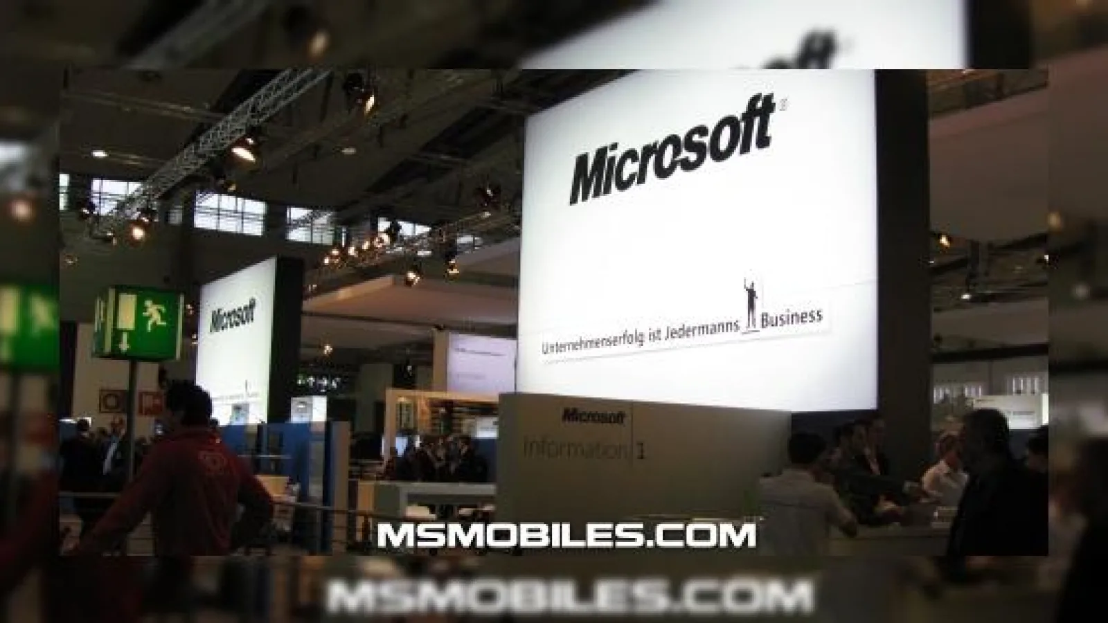 Microsoft la CeBIT 2009: standuri mai mari si Toshiba TG01 in actiune