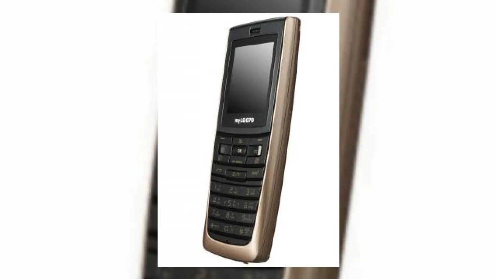 Pantech lanseaza telefonul Wi-Fi WPP-8000
