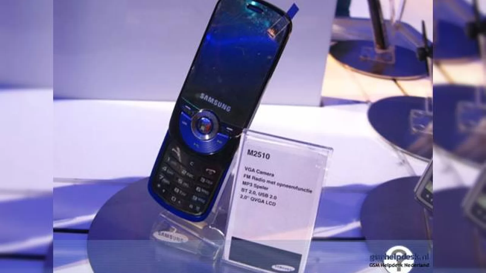 Samsung M2510, un nou telefon muzical low end