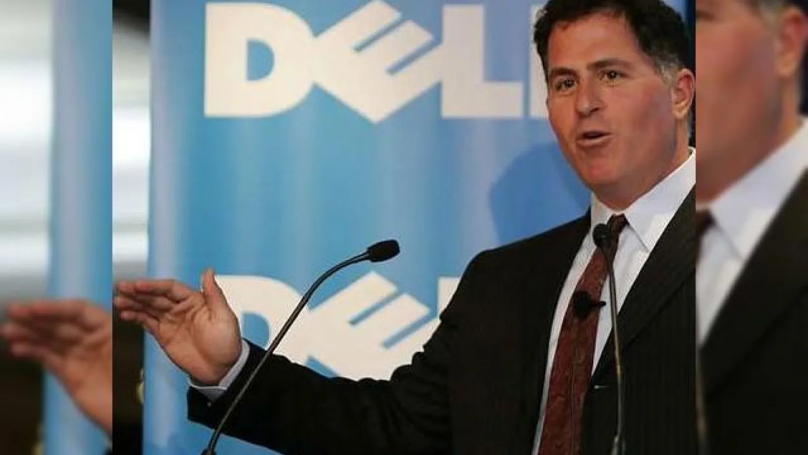 Dell intra pe piata smartphone-urilor cu orice pret; planuieste achizitii de companii