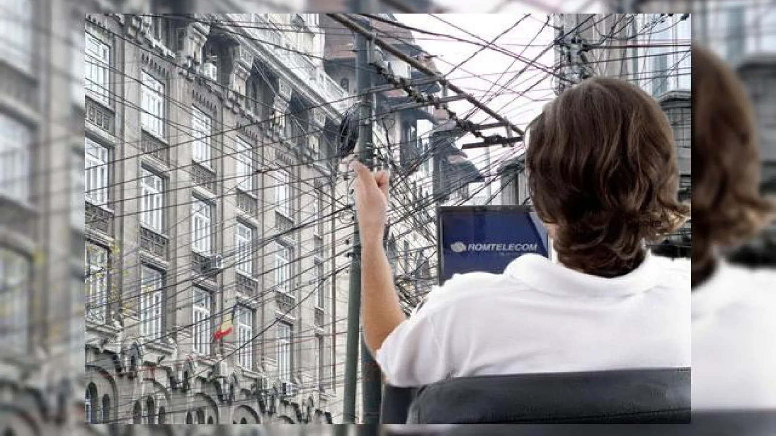 Orange si Vodafone se lupta pentru infrastructura Romtelecom; acestia lanseaza o oferta de Internet mobil