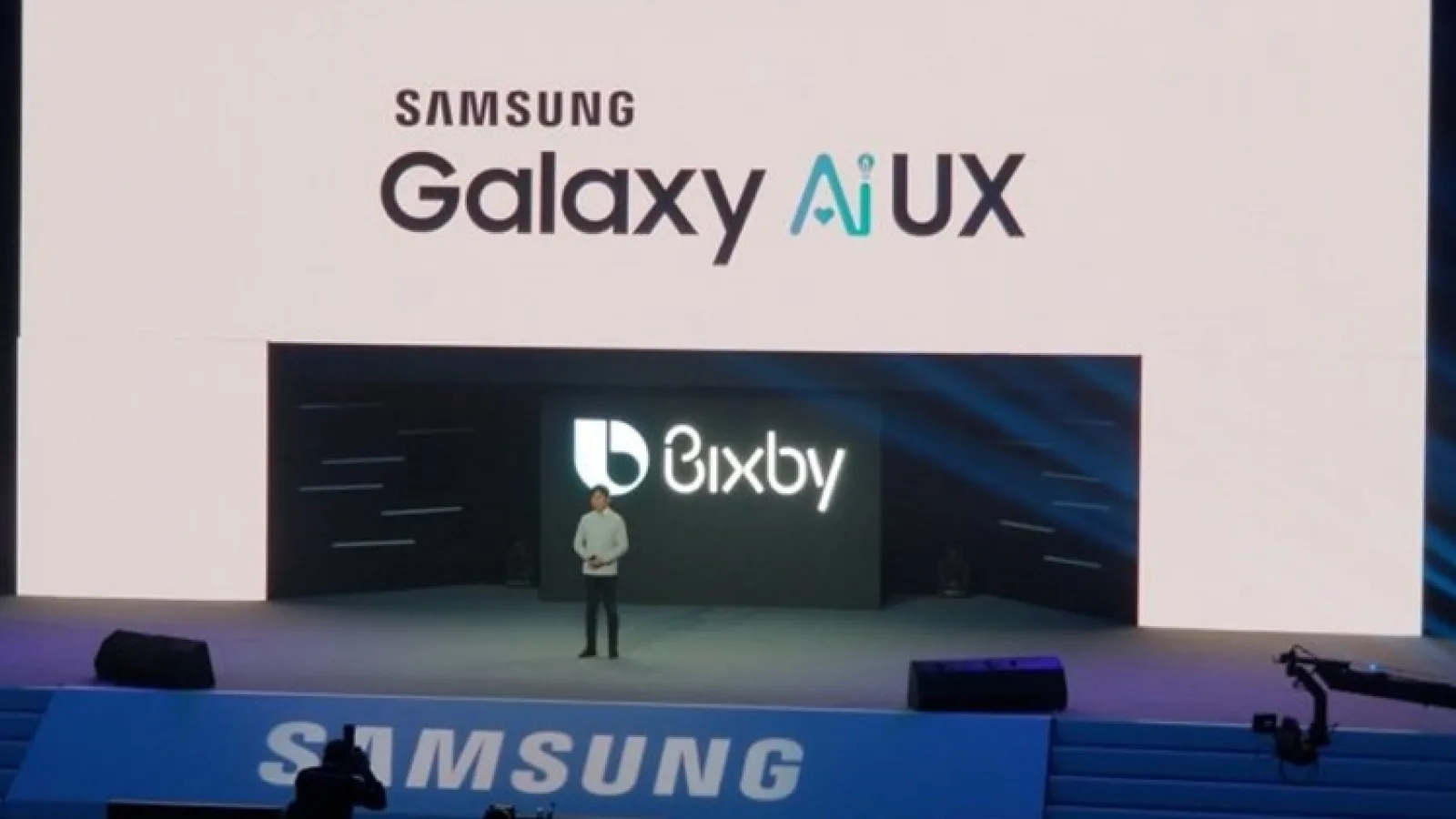 Samsung Galaxy S9 va folosi un "Ai UX" aplicat peste Android şi bazat pe inteligenţă artificială