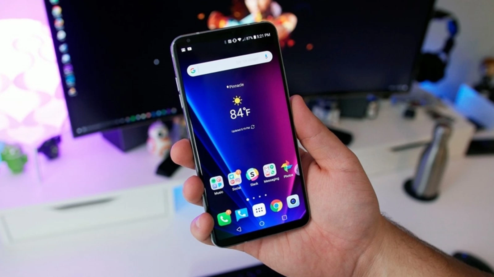 Turul Magazinelor #333: Revenim la prima iubire - telefoanele cu discount, Xperia XA1 şi Galaxy C8; LG V30+ e în România şi avem şi crampoane de zăpadă