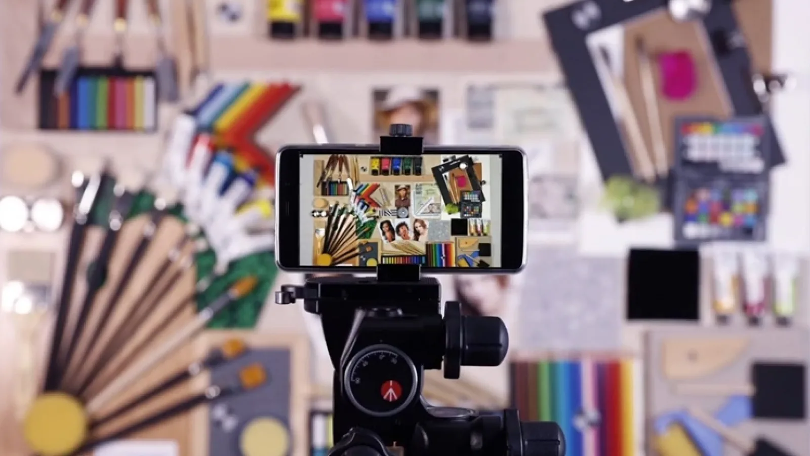 Cum face DxOMark celebrele sale teste foto? 1500 de fotografii şi 2 ore de capturi video pentru fiecare smartphone; Iată detalii! (Video)