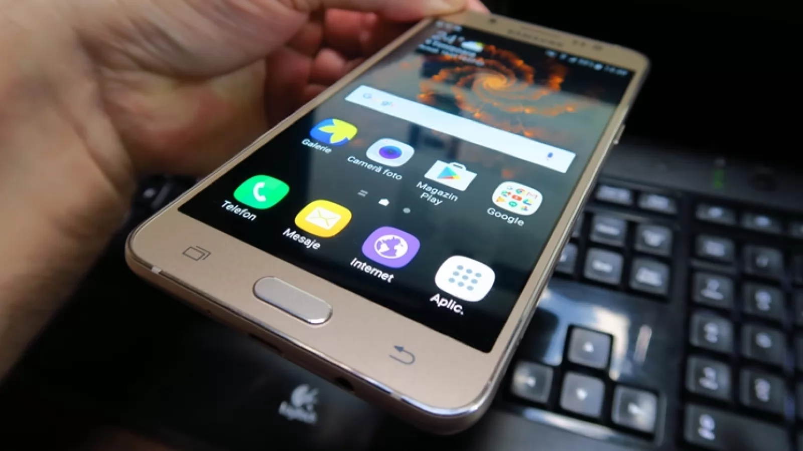 Cum se instalează Android 7.1.1 pe Samsung Galaxy J5 (2016), tutorial pas cu pas pentru cei care nu au răbdare să aștepte actualizarea OTA