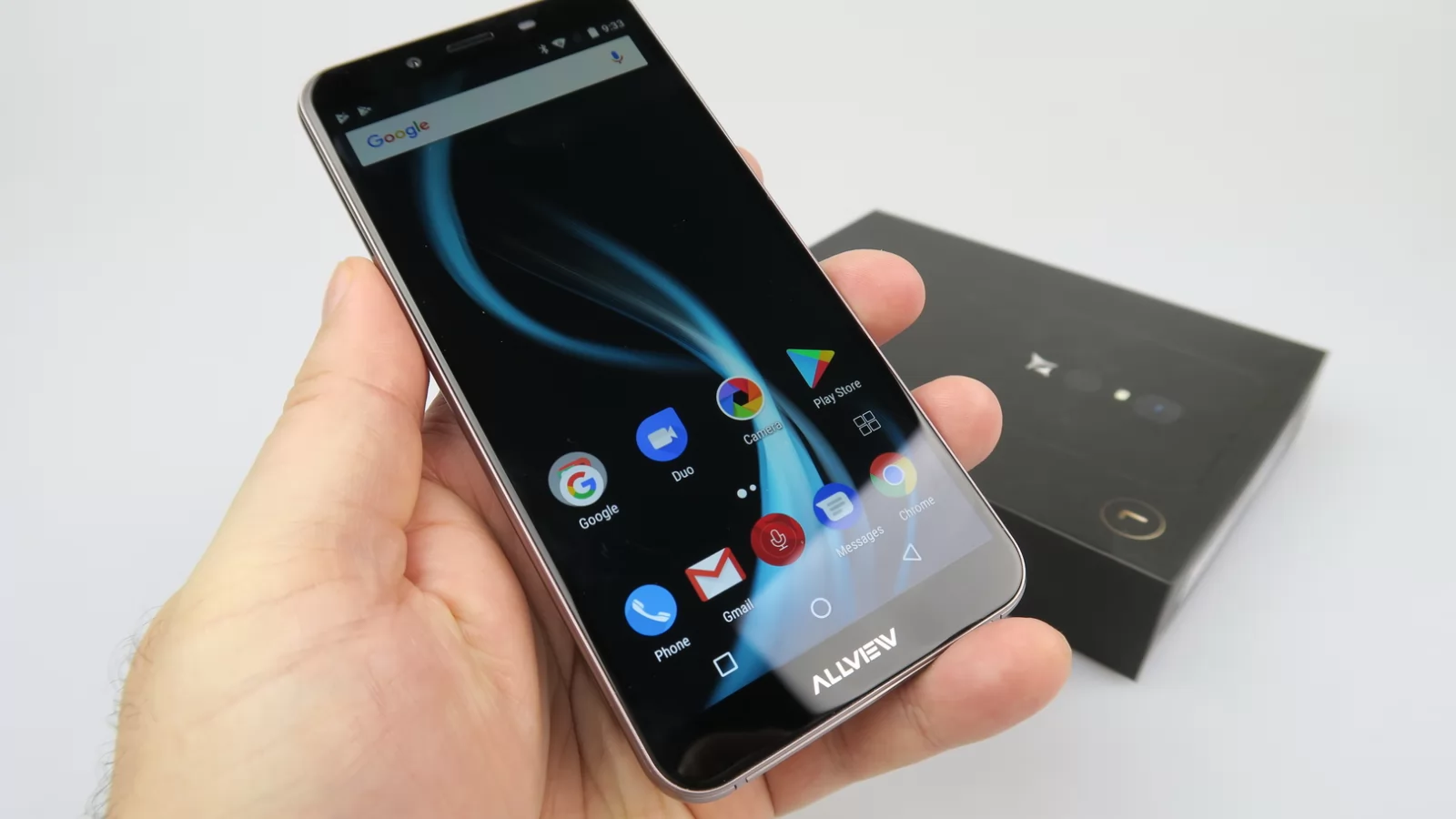 Allview X4 Soul Infinity L Unboxing: încă un telefon midrange cu AVI şi ecran 18:9 scos din cutie (Video)