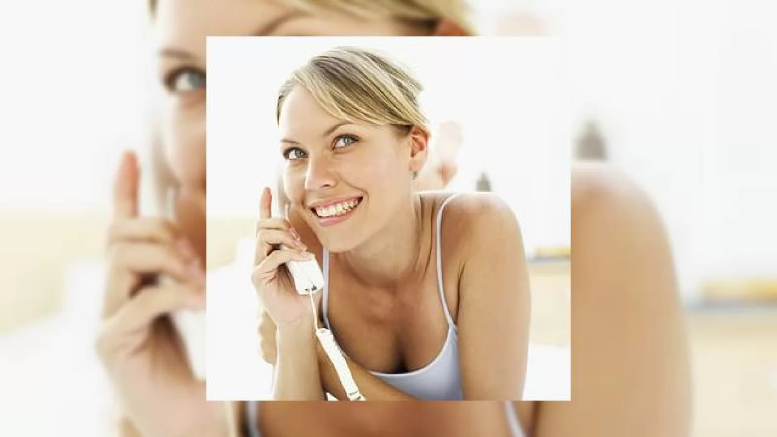 Domnisoarele isi petrec 4 ani din viata la telefon