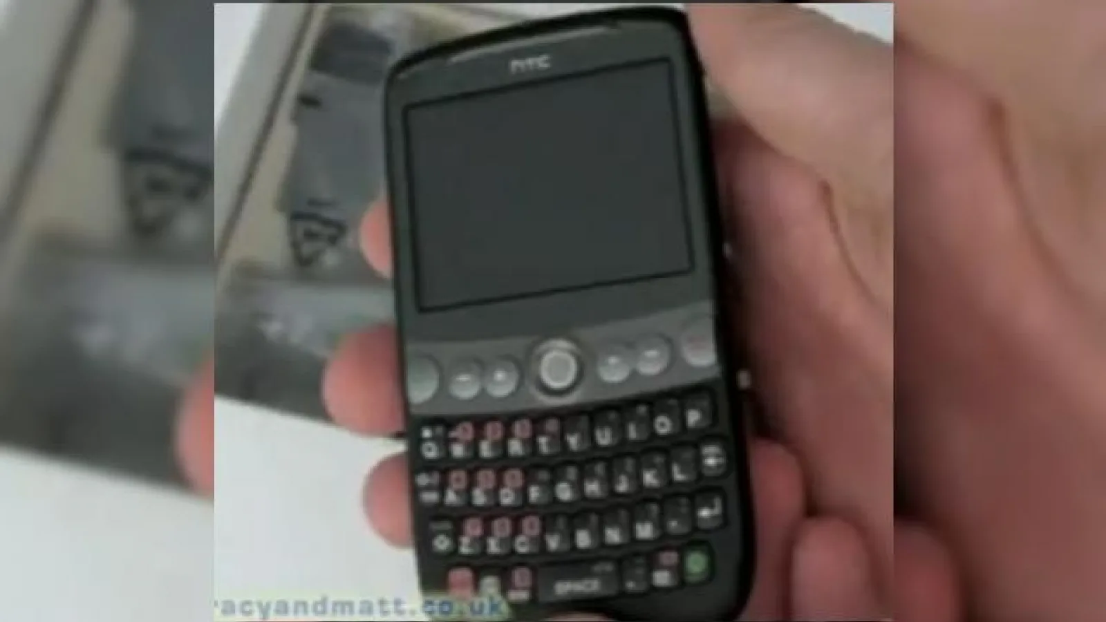 HTC Snap scos din cutie si analizat (Video)