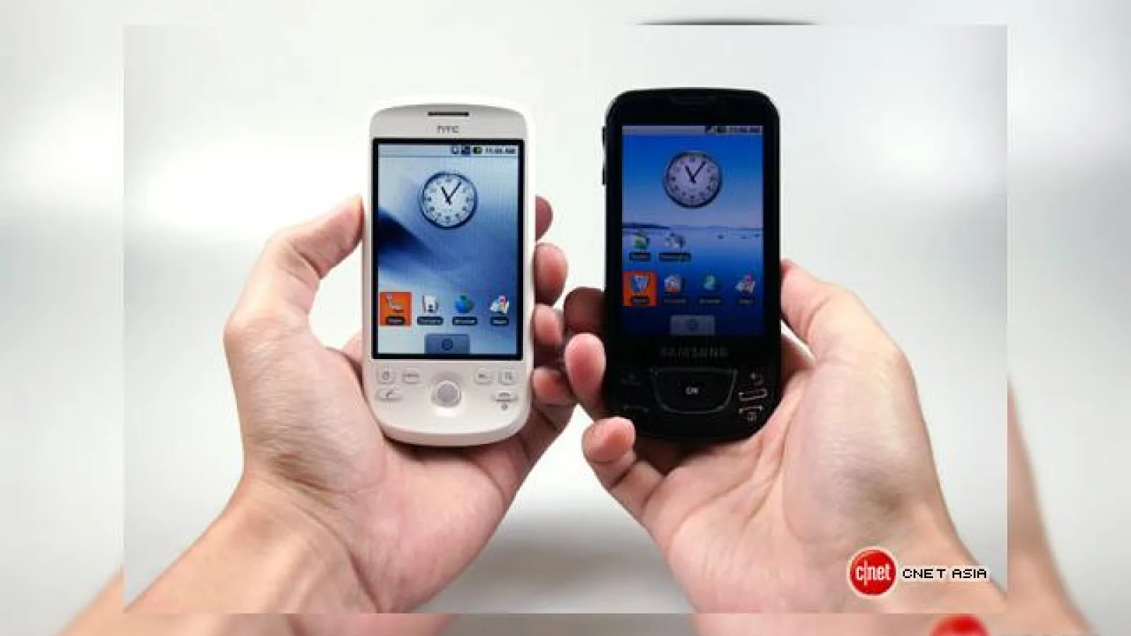 Samsung i7500 versus HTC Magic
