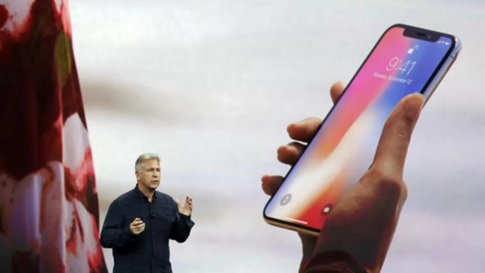 "iPhone X părea imposibil" declară Phil Schiller, oficial Apple într-un nou interviu; Iată alte detalii din culise!