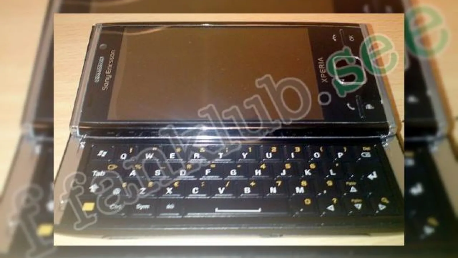 Sony Ericsson XPERIA X2 isi dezvaluie specificatiile