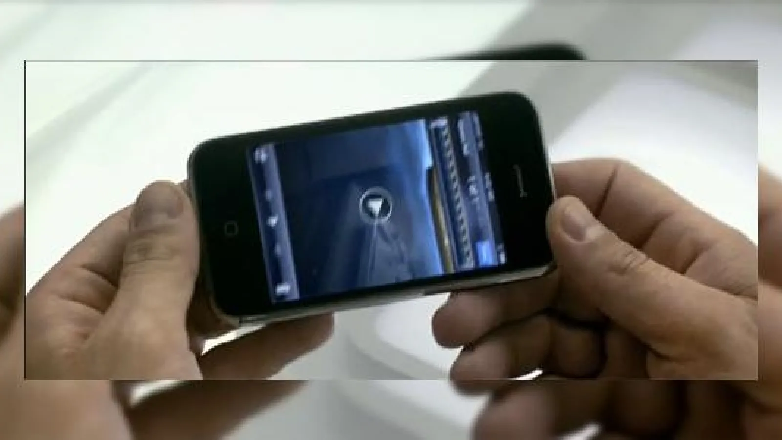 iPhone 3G gata de ieftinire si de a primi aplicatia TomTom; iPhone 3GS peste o luna si in Romania!