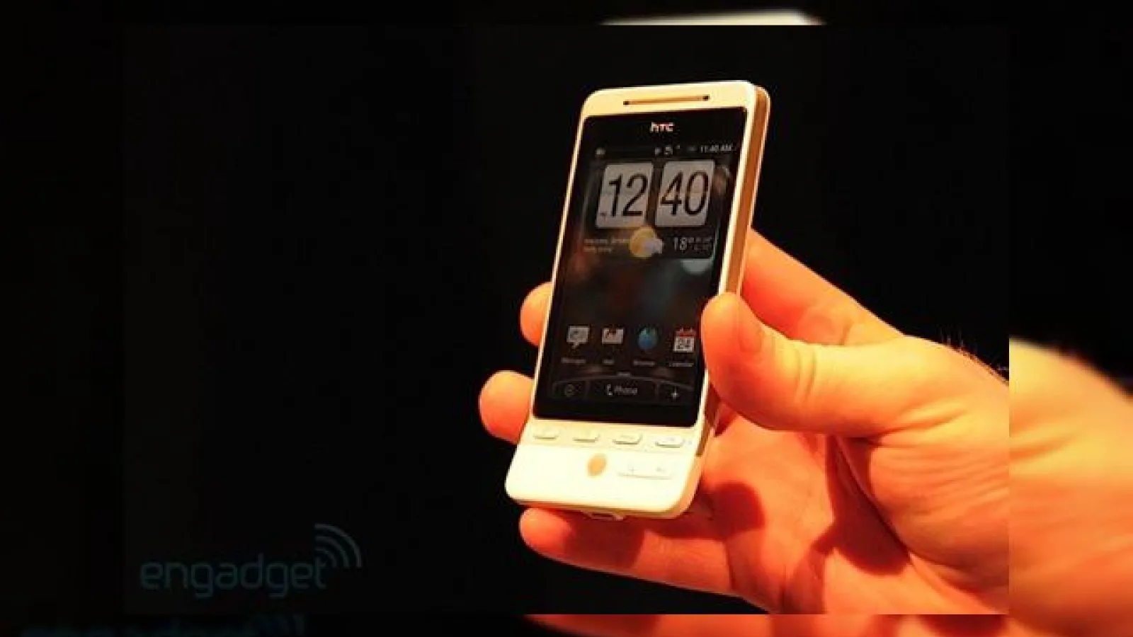 Experienta hands on cu HTC Hero: Flash, tastatura si interfata Sense in actiune