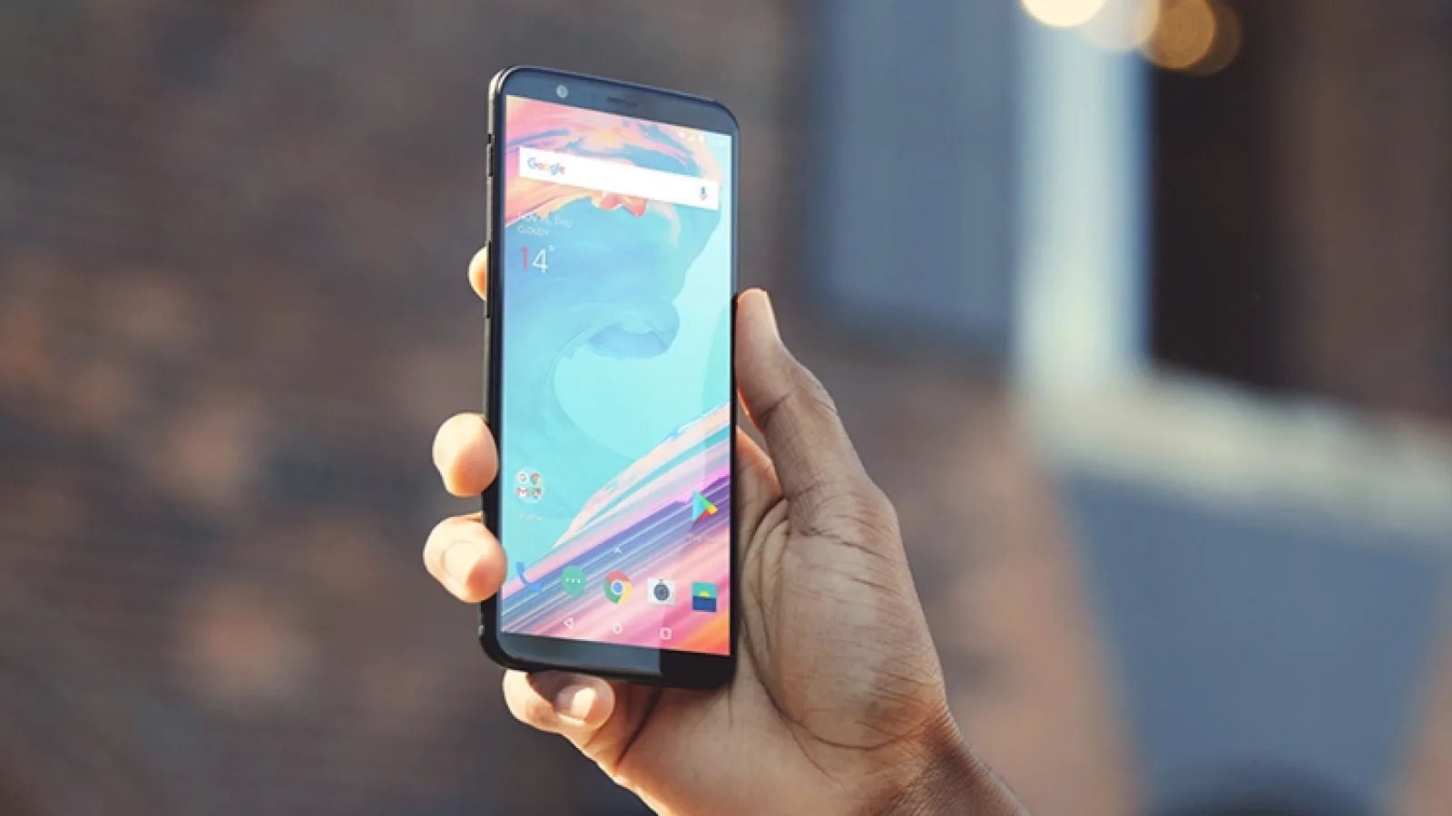 OnePlus 6 ar putea debuta în martie 2018 cu scanner de amprente integrat în ecran și o soluție rivală Face ID