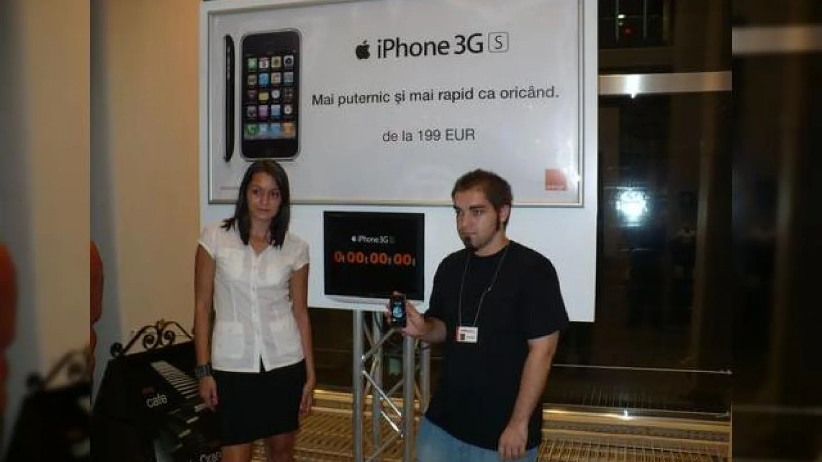 Povestea achizitionarii primului iPhone 3GS, in 9 minute (Video)