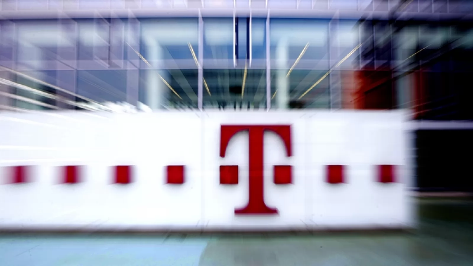Fuziunea Orange - Deutsche Telekom era în plan anul trecut; Iată de ce nu au mers lucrurile