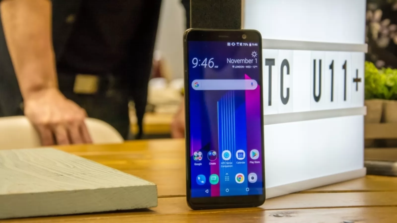 Preț și disponibilitate HTC U11+ în România