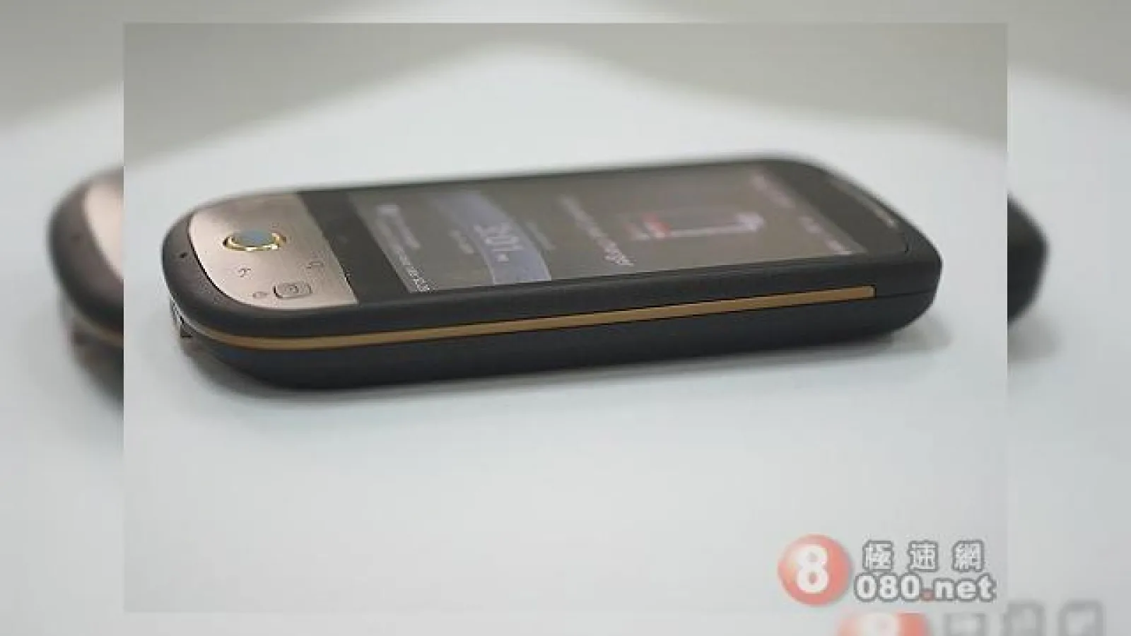 HTC Hero, acum cu un nou design?