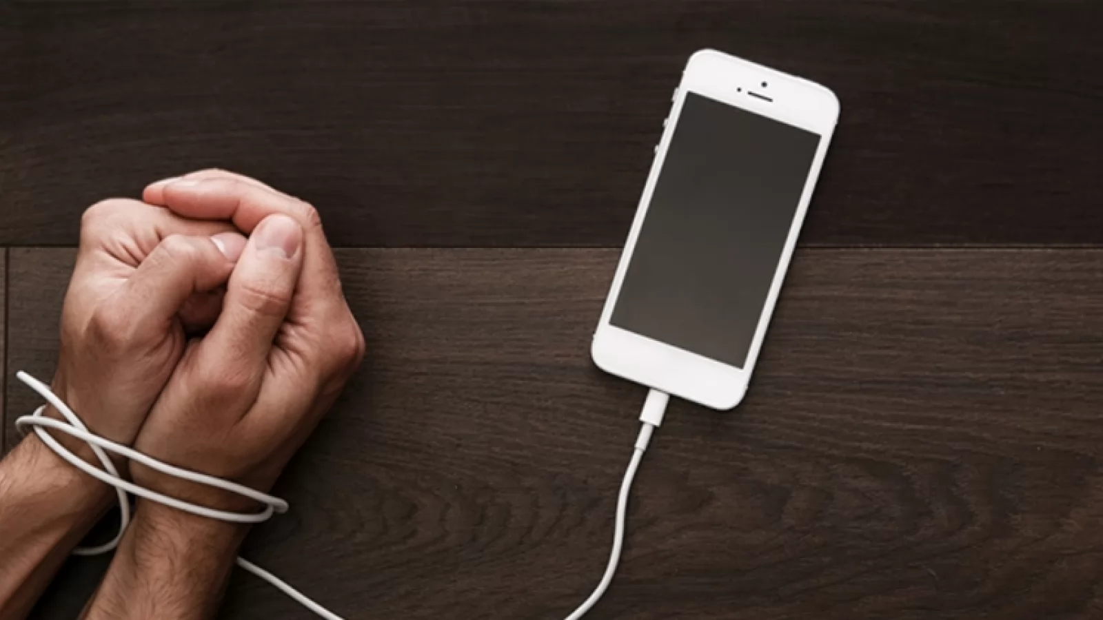 Dependenţa de telefonul mobil: 10 sfaturi şi metode de a scăpa de nomofobie