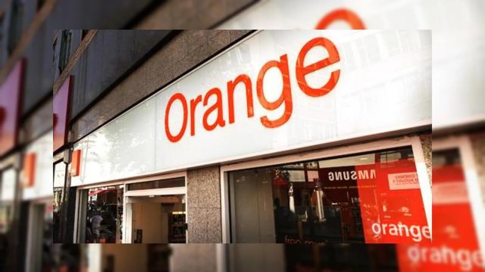 Exclusivitatea O2 pentru iPhone a expirat; Orange si Vodafone pe felie in Marea Britanie!
