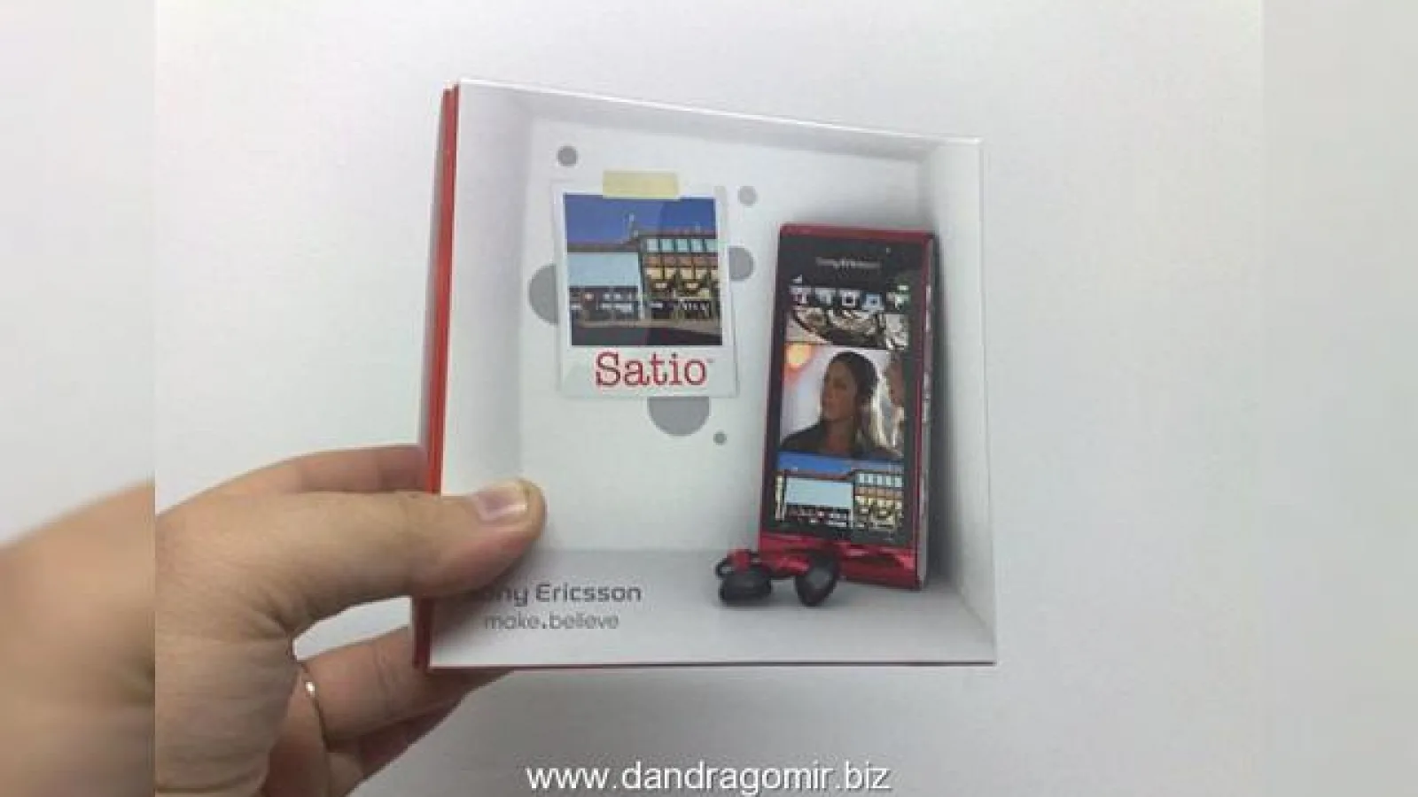 Sony Ericsson Satio, telefon cu camera de 12 megapixeli testat in Romania