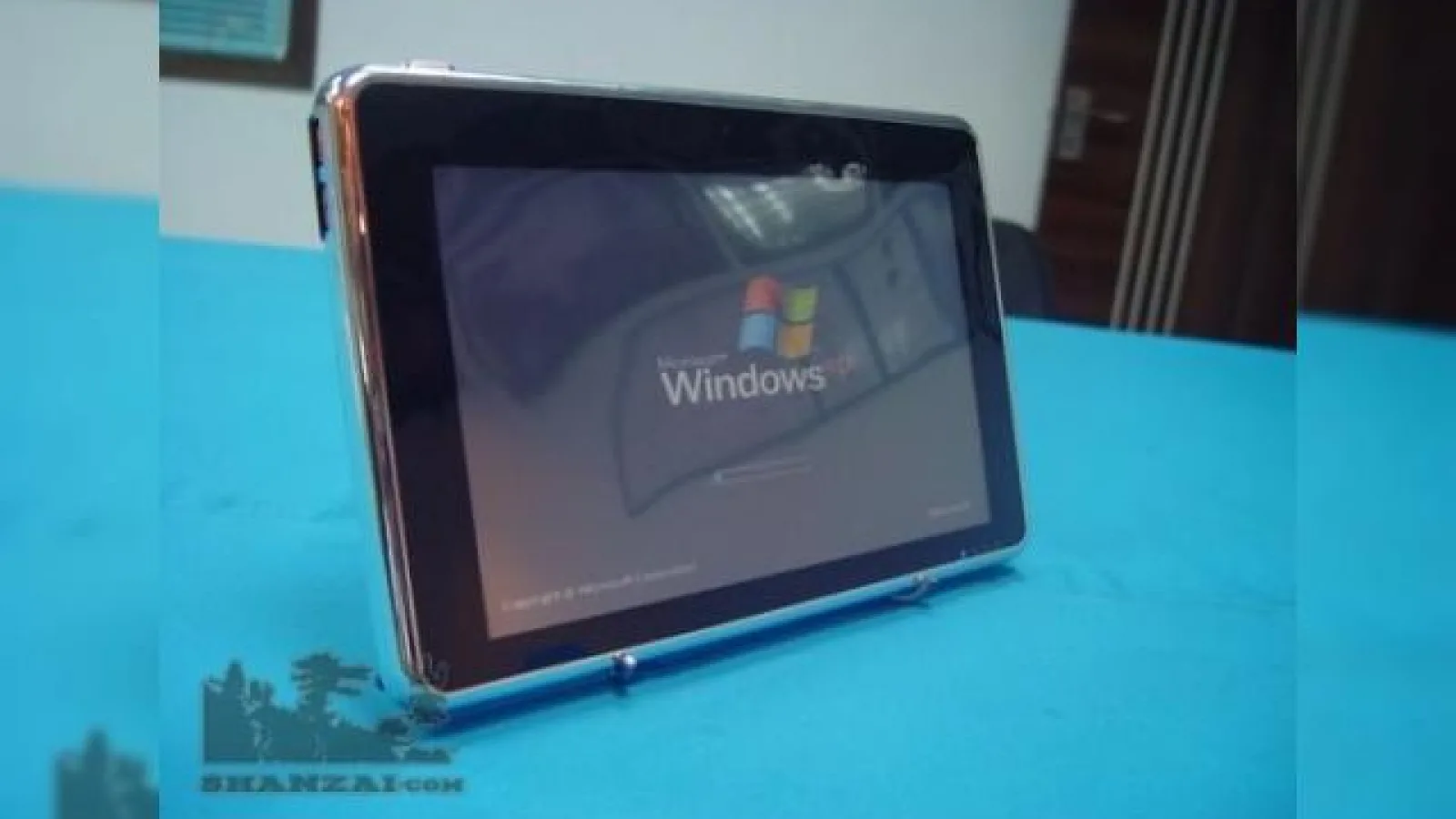 Terminalul portabil Shenzen, un veritabil Apple Tablet?