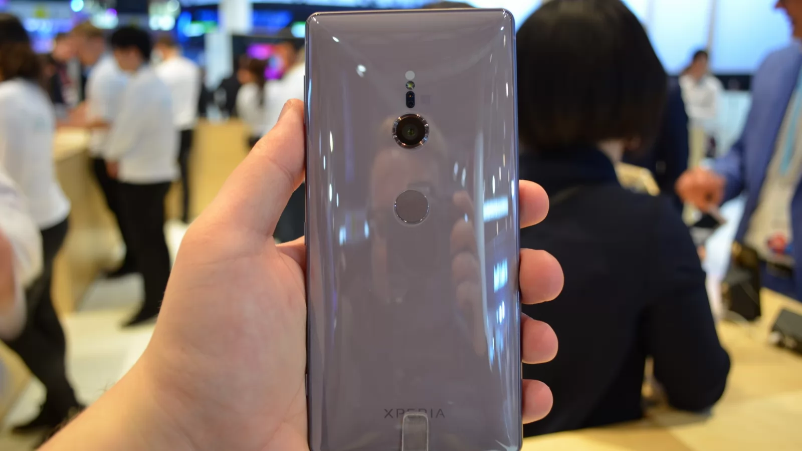 MWC 2018: Sony Xperia XZ2 hands-on - prezentarea flagship-ului Sony pe 2018 (Video)