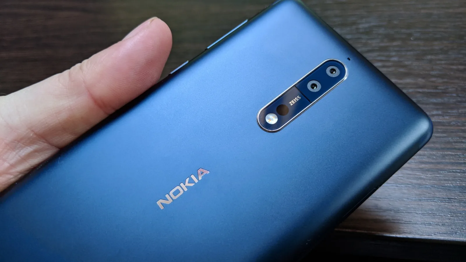 Nokia 8: Camera se descurcă la detalii, culori și video selfie, în rest se scaldă în mediocritate