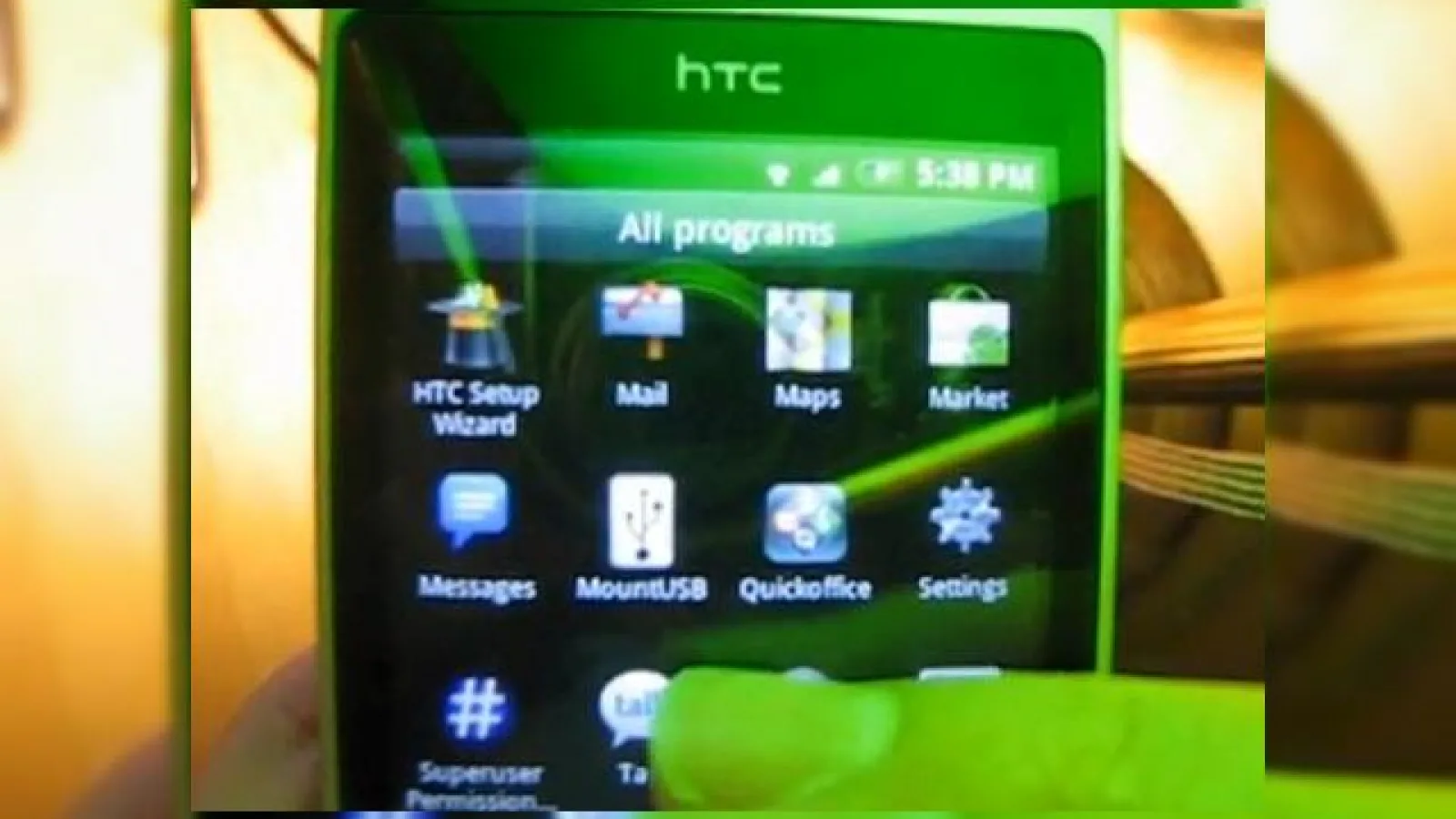 Android 2.1 testat pe un HTC Hero, in varianta europeana (Video)