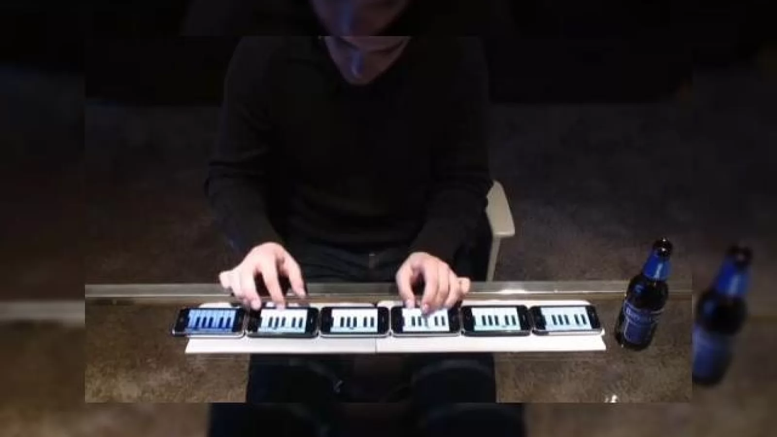 6 iPhone-uri fac un pian excelent (Video)