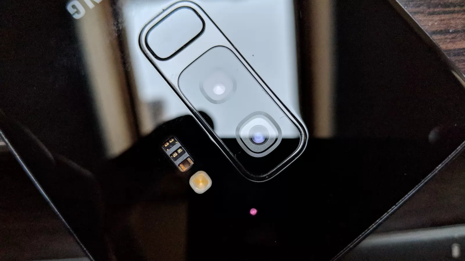 Samsung Galaxy S9+: Hardware cu upgrade incremental faţă de predecesor