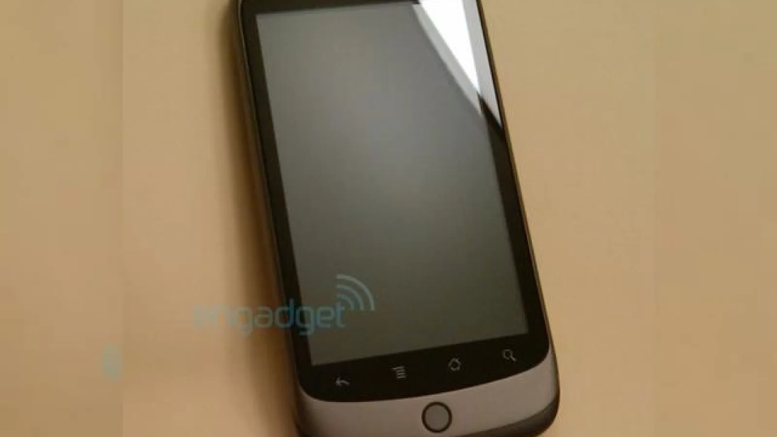 Telefonul Google Nexus One NU suporta multitouch