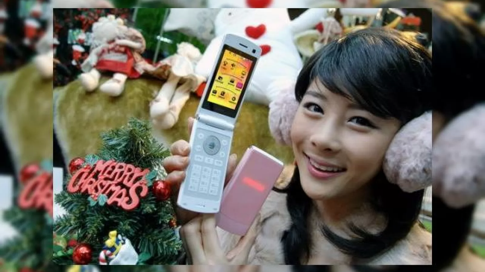 LG Pastel SU410 este un telefon de Craciun
