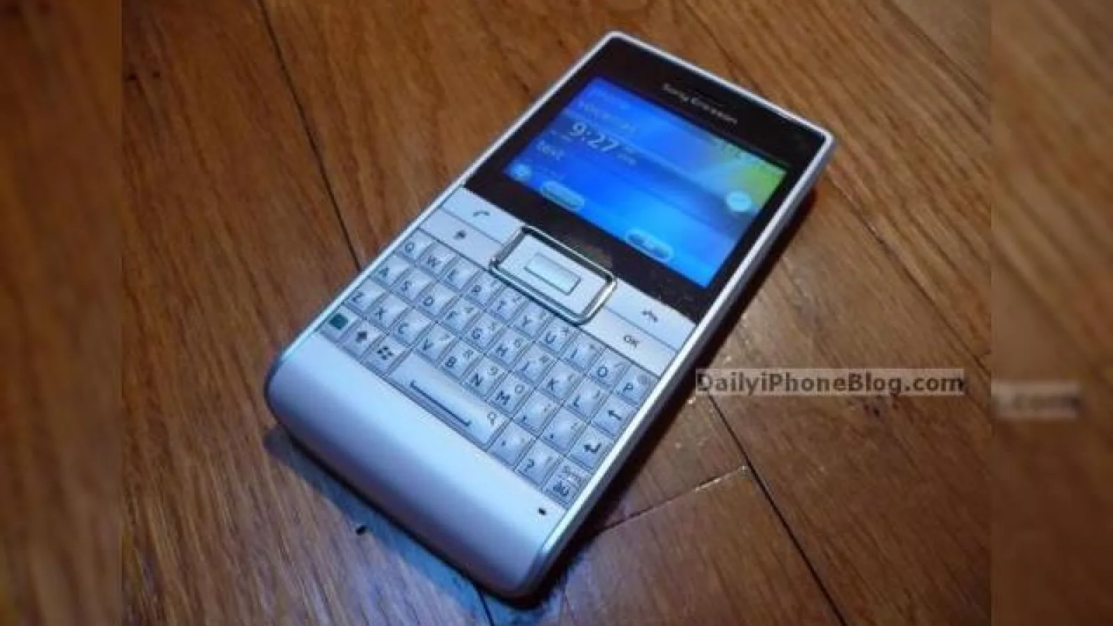 Sony Ericsson Faith: primele imagini disponibile