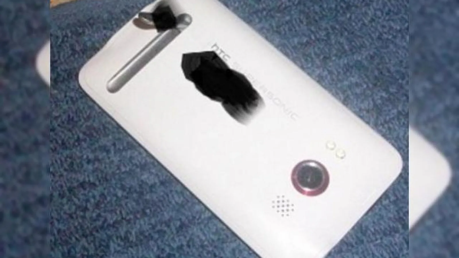 HTC Supersonic, telefonul Android cu suport WiMAX, surprins in actiune