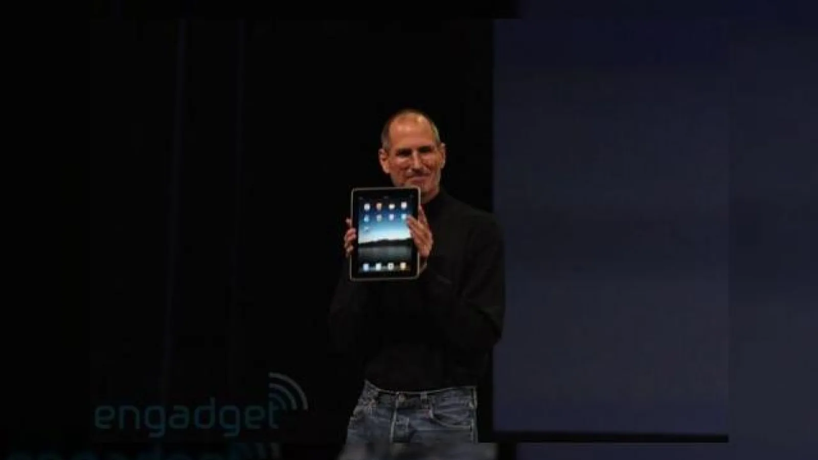Urmareste lansarea tabletului Apple LIVE aici!