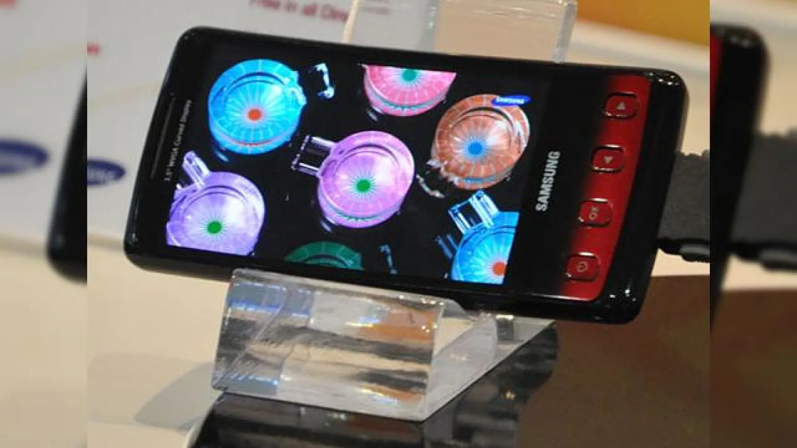 Telefoanele Samsung vor folosi ecrane AMOLED cu senzor touch