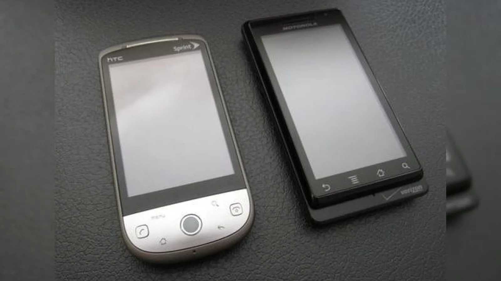 Motorola va detrona HTC, la capitolul telefoane Android vandute in 2010