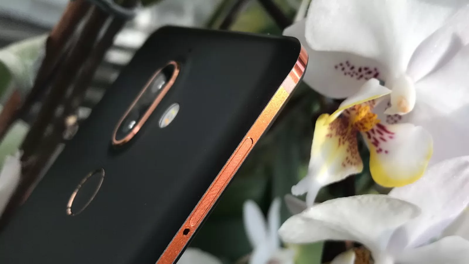 Mobicast #215: Podcast/Videocast săptămânal despre lansarea God of War, Xperia XZ2 Premium, Huawei Honor 10 şi Huawei P20 Pro în teste