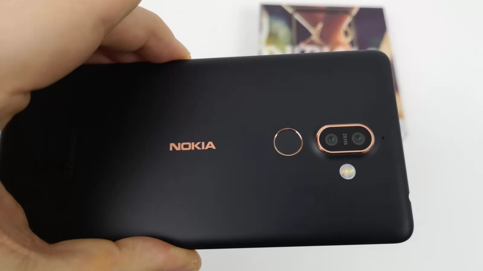Nokia 7 Plus Unboxing: medalia de bronz nu a arătat niciodată mai bine (Video)