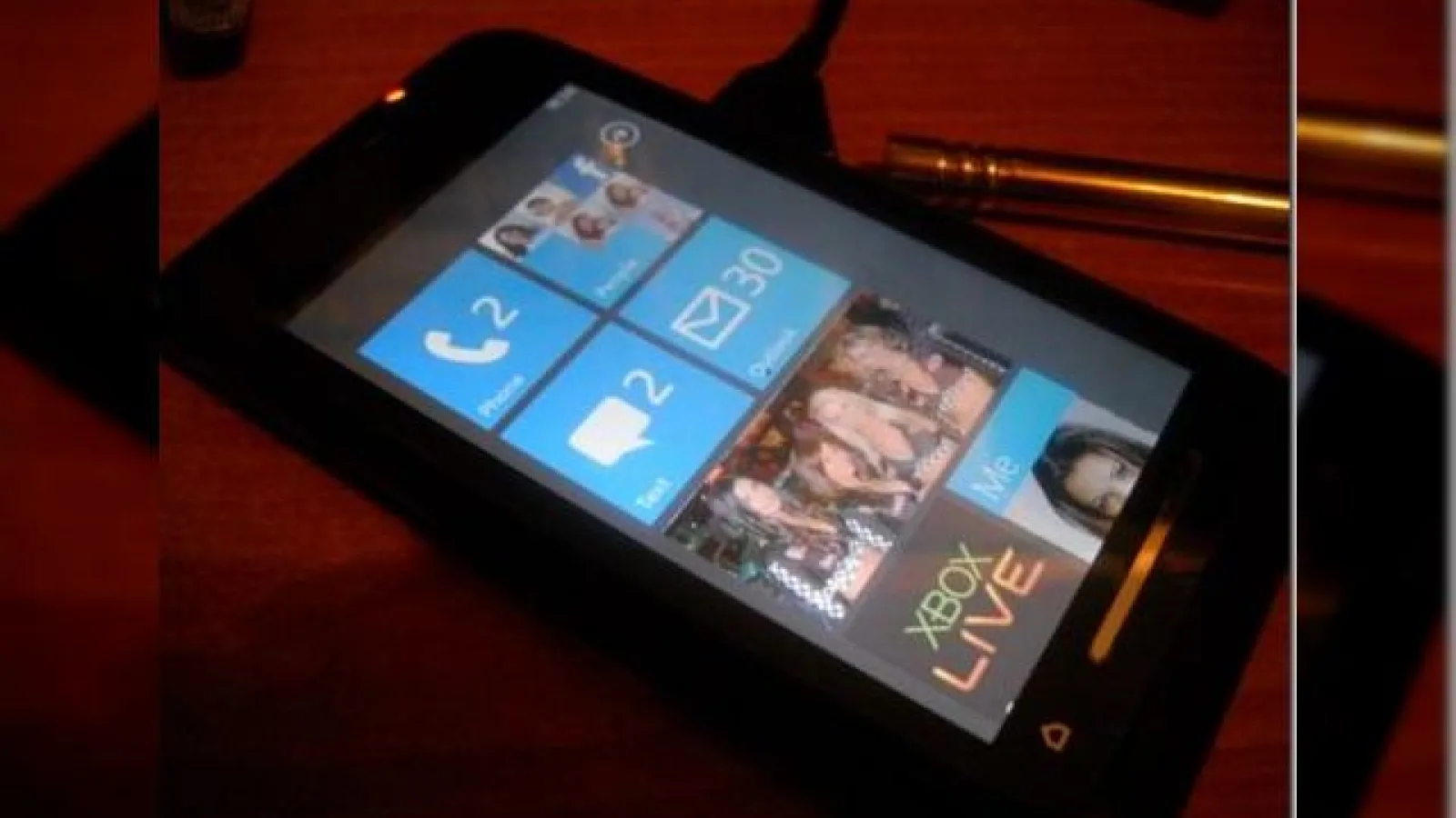 Windows Phone 7 va veni cu functii de gaming Xbox Live impresionante