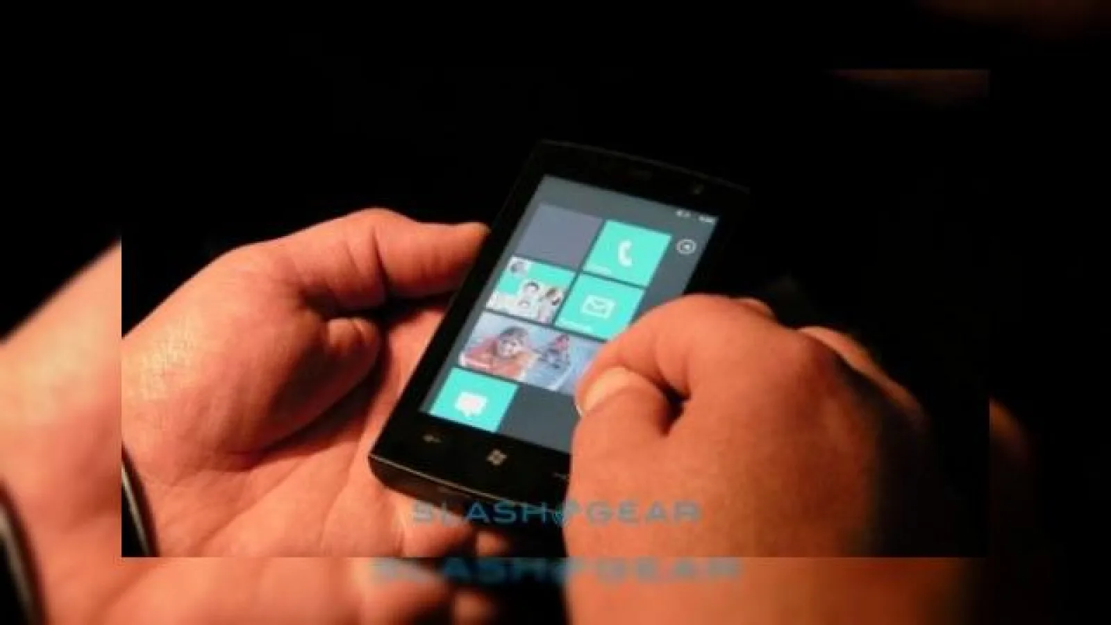 Primele telefoane LG Windows Phone 7 sosesc pana la toamna