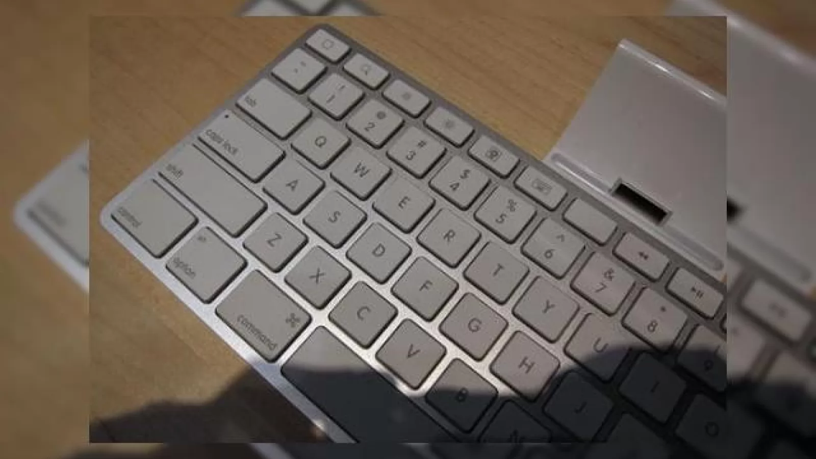 Tasta misterioasa a lui Apple iPad dezvaluie noi functii