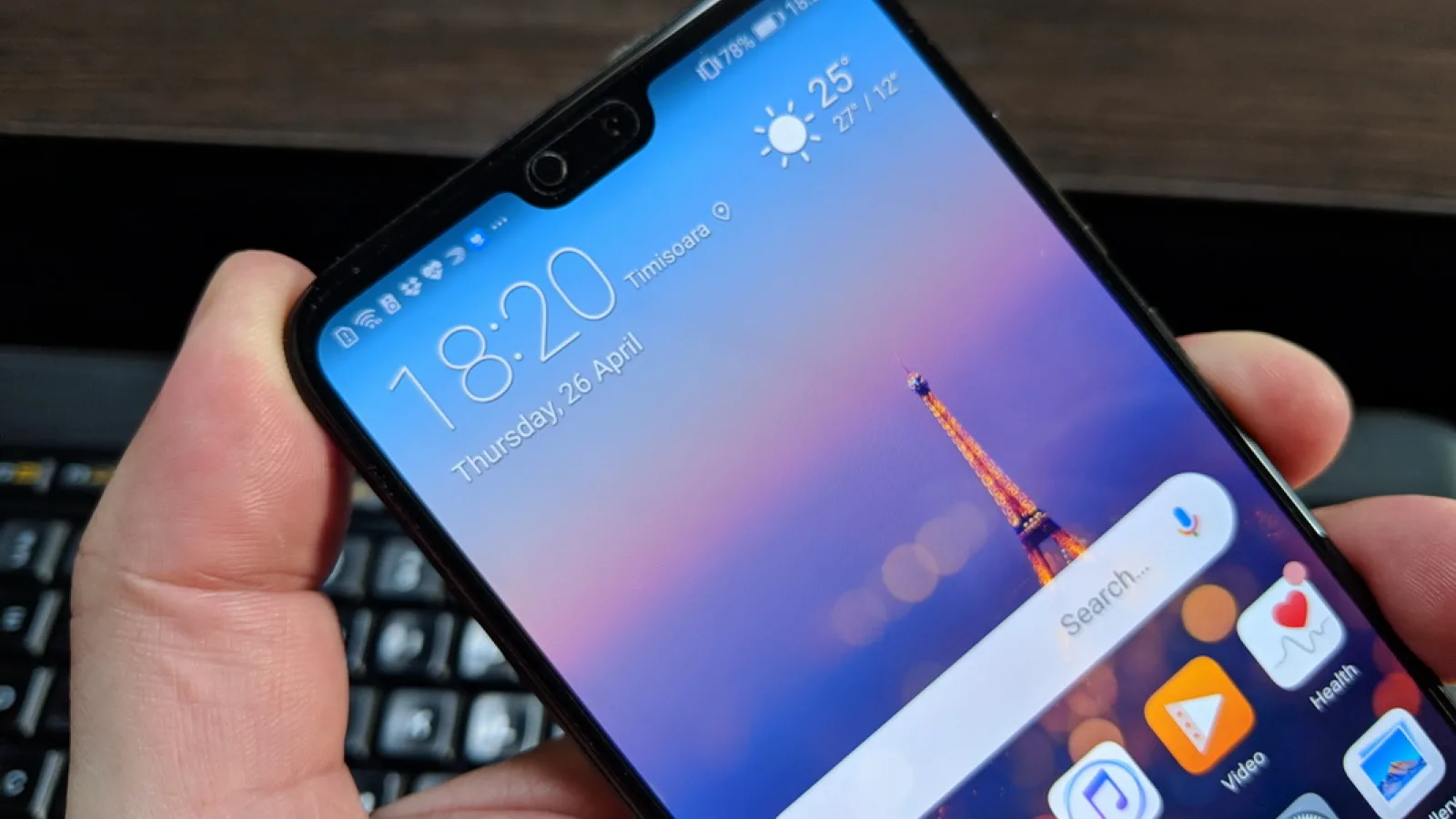 Huawei P20 Pro: Display-ul mascul alpha printre Huawei-uri şi multe flagship-uri